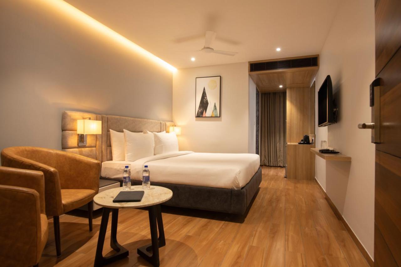 Northway Hotel Visakhapatnam Ngoại thất bức ảnh